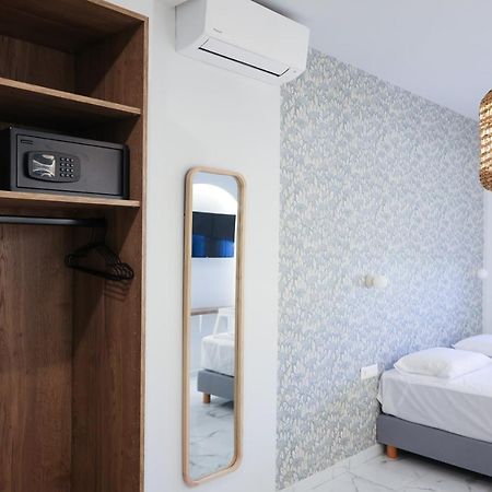 Uphill Unique Boutique Suites Città di Skiathos Esterno foto