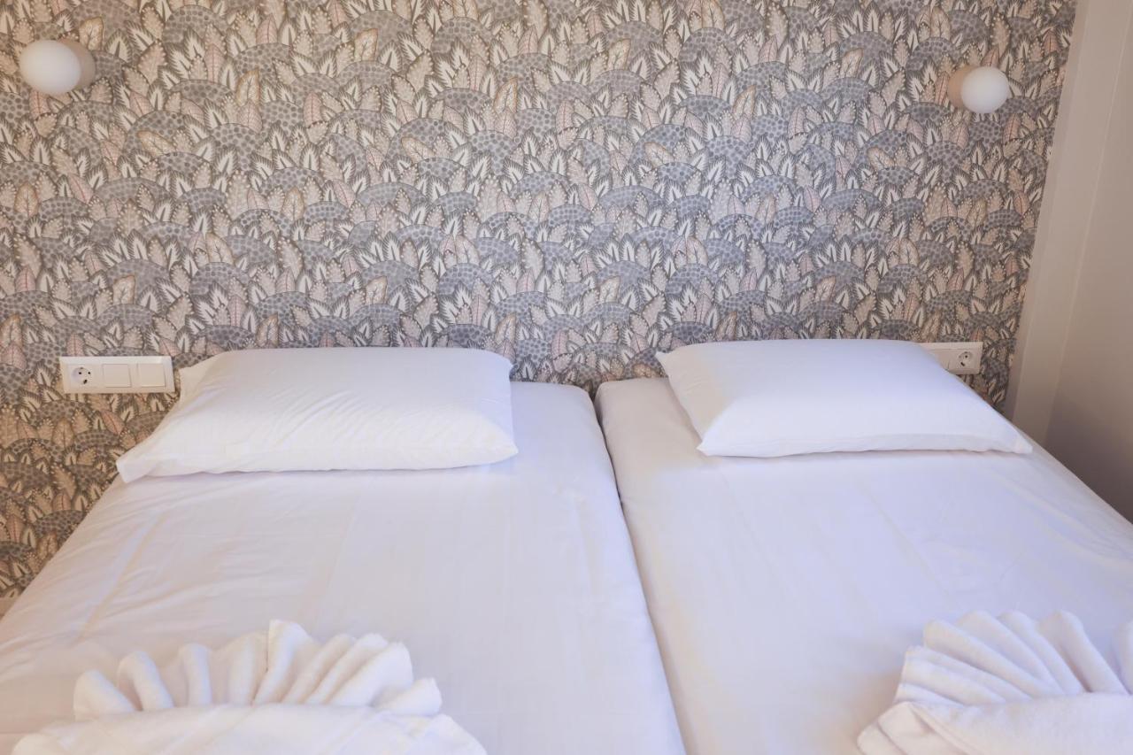 Uphill Unique Boutique Suites Città di Skiathos Esterno foto