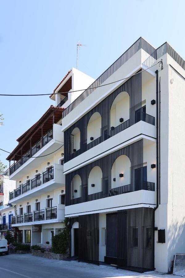 Uphill Unique Boutique Suites Città di Skiathos Esterno foto