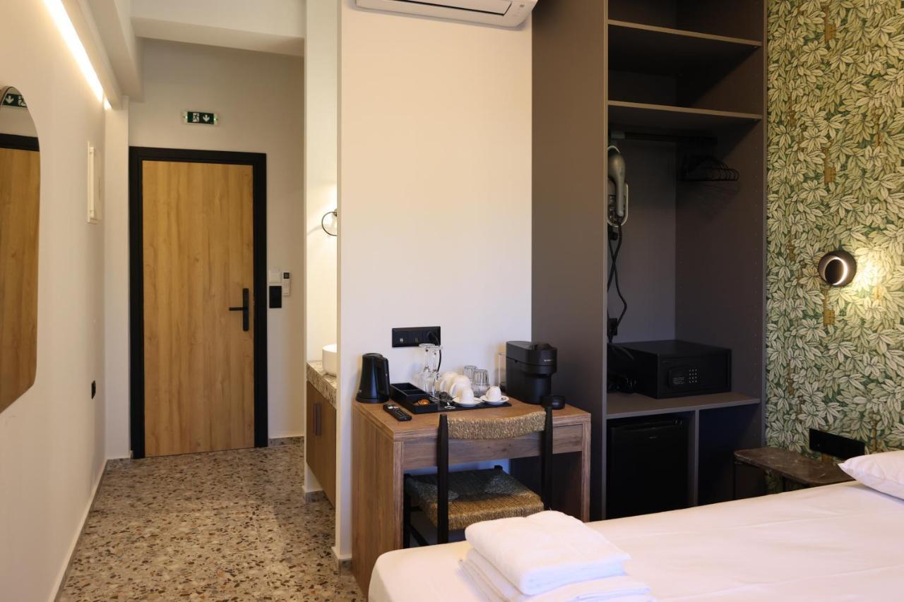 Uphill Unique Boutique Suites Città di Skiathos Esterno foto