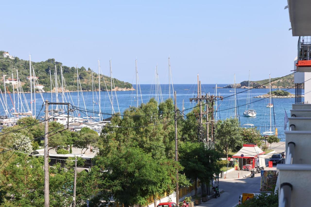 Uphill Unique Boutique Suites Città di Skiathos Esterno foto
