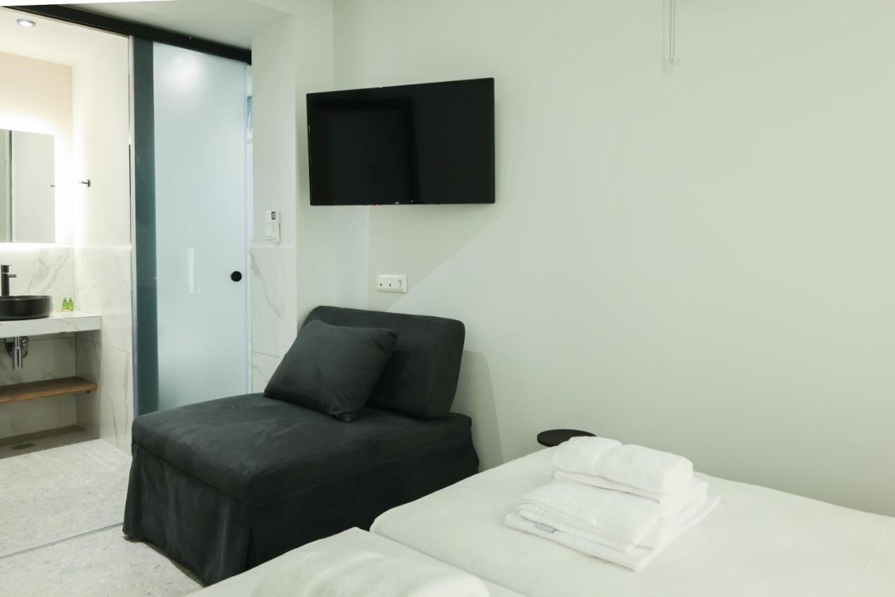 Uphill Unique Boutique Suites Città di Skiathos Esterno foto