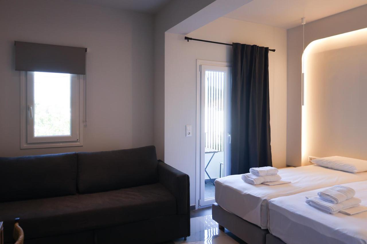 Uphill Unique Boutique Suites Città di Skiathos Esterno foto