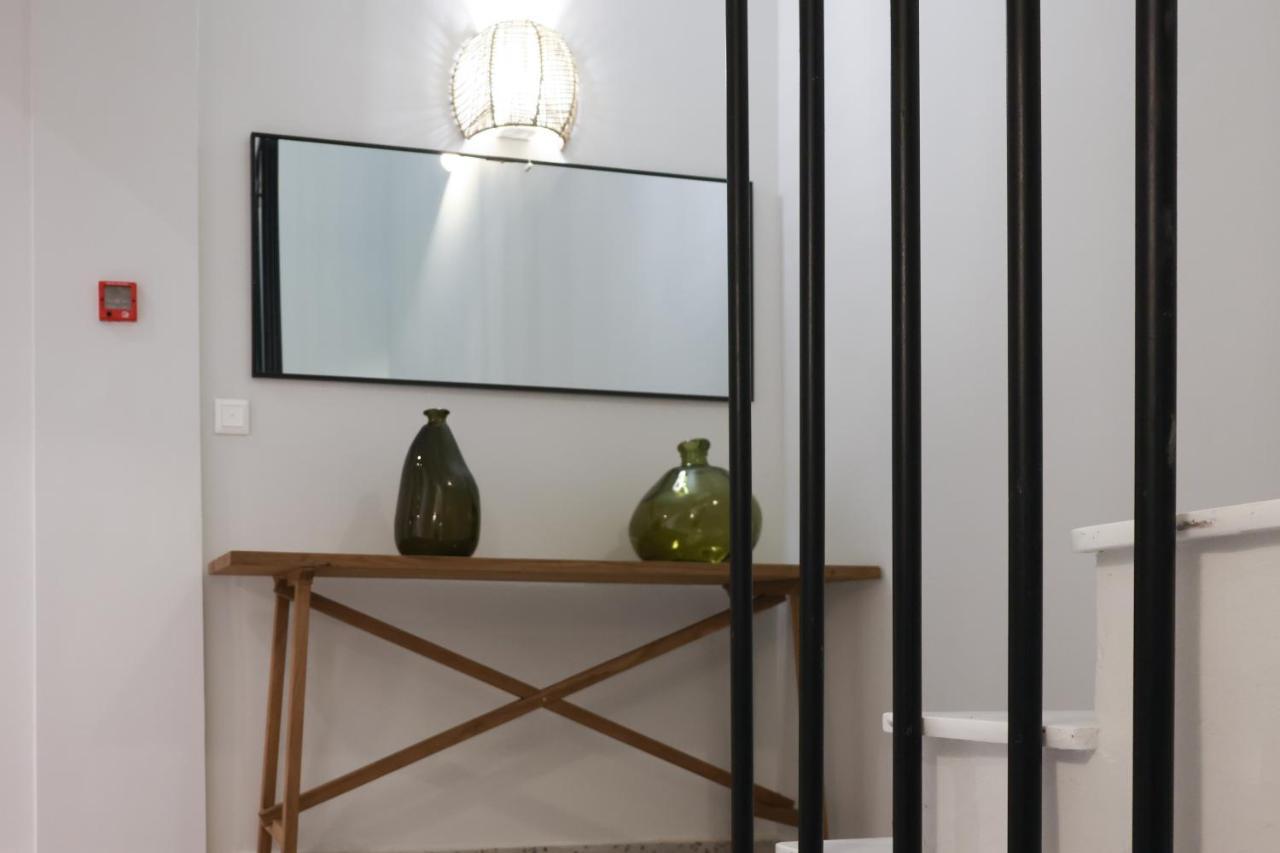Uphill Unique Boutique Suites Città di Skiathos Esterno foto