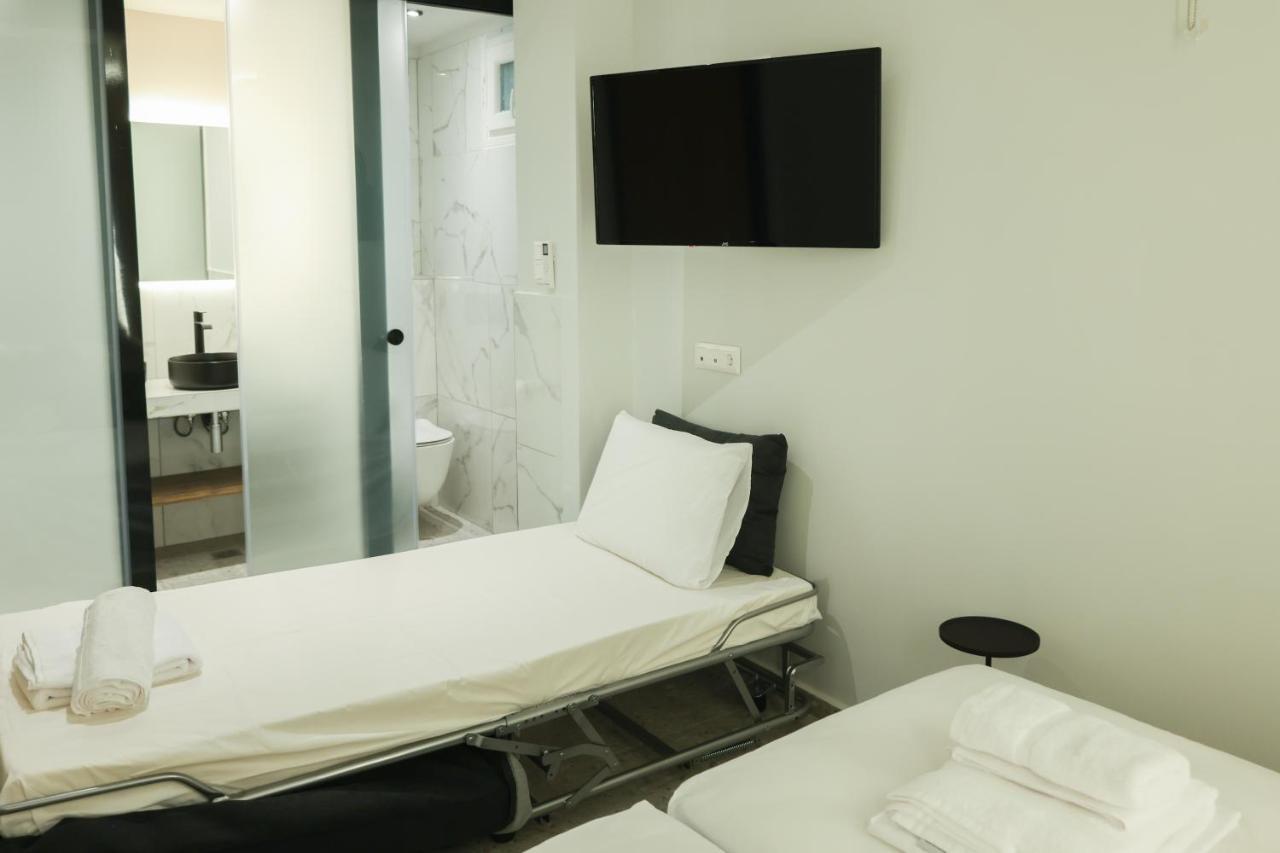Uphill Unique Boutique Suites Città di Skiathos Esterno foto